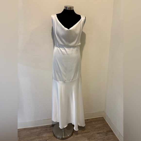 100% silk sheath dress. - Picture 4 of 5